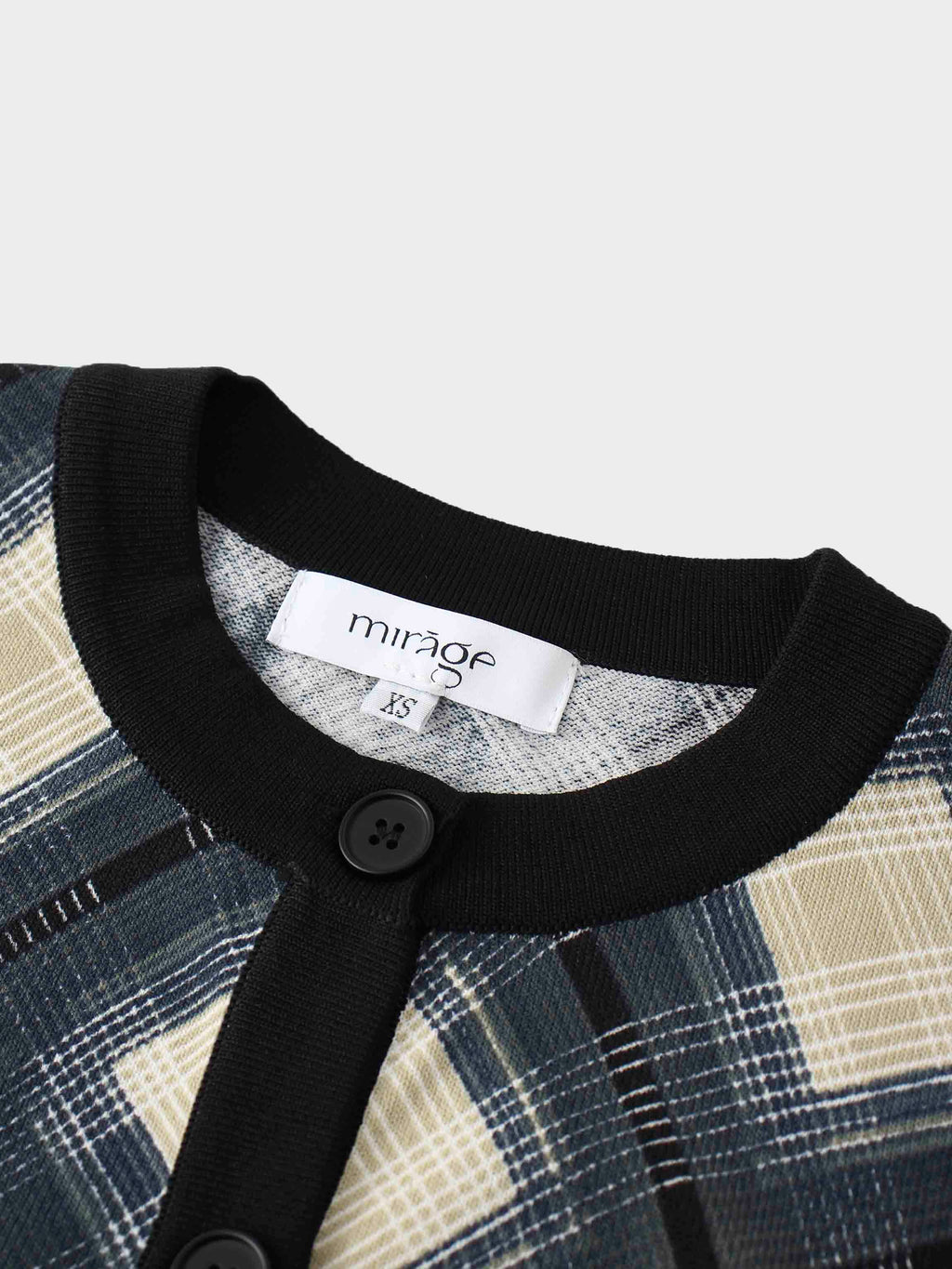 Buttoned Cardigan-Black/White Plaid