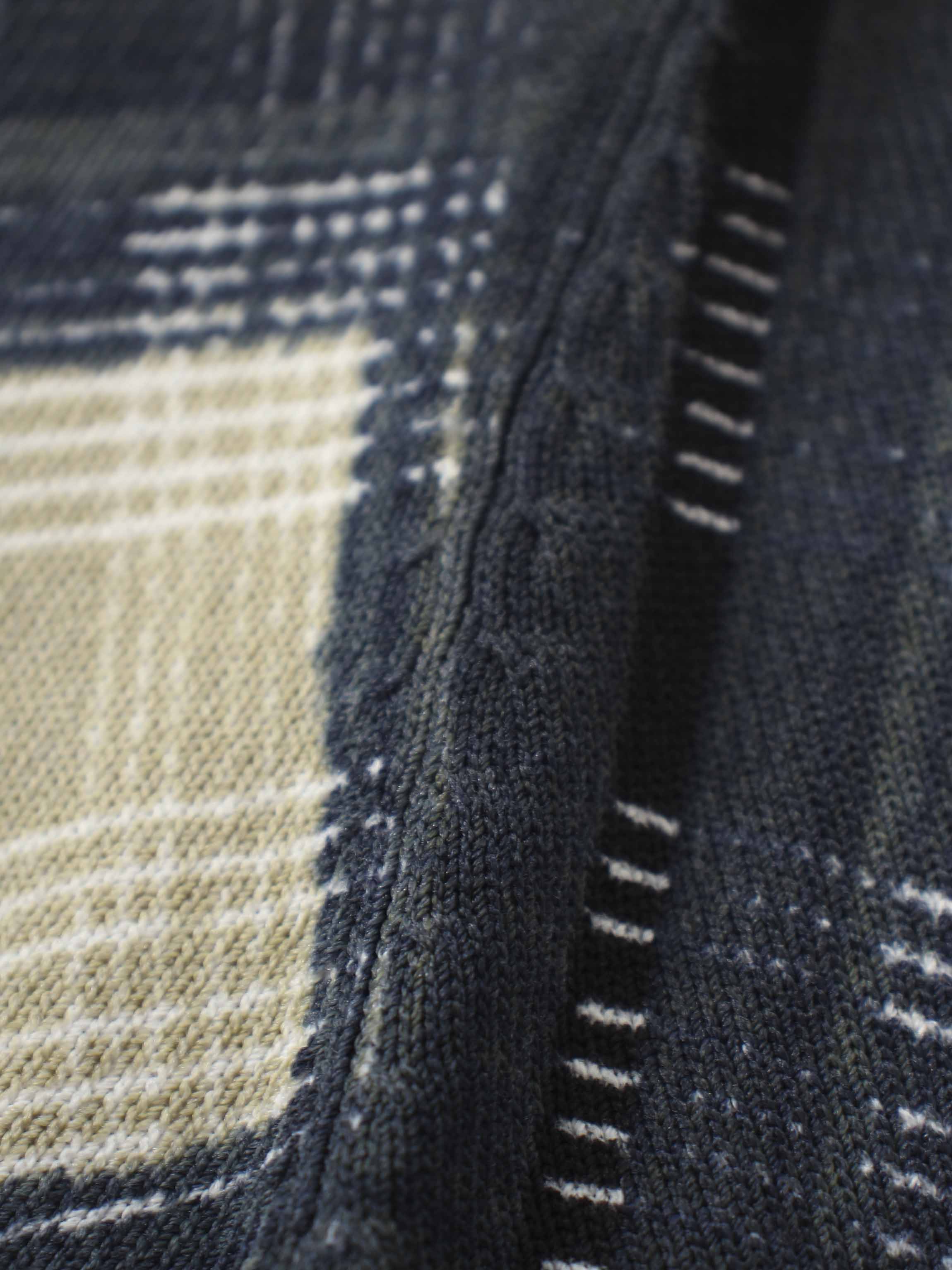 Buttoned Cardigan-Black/White Plaid