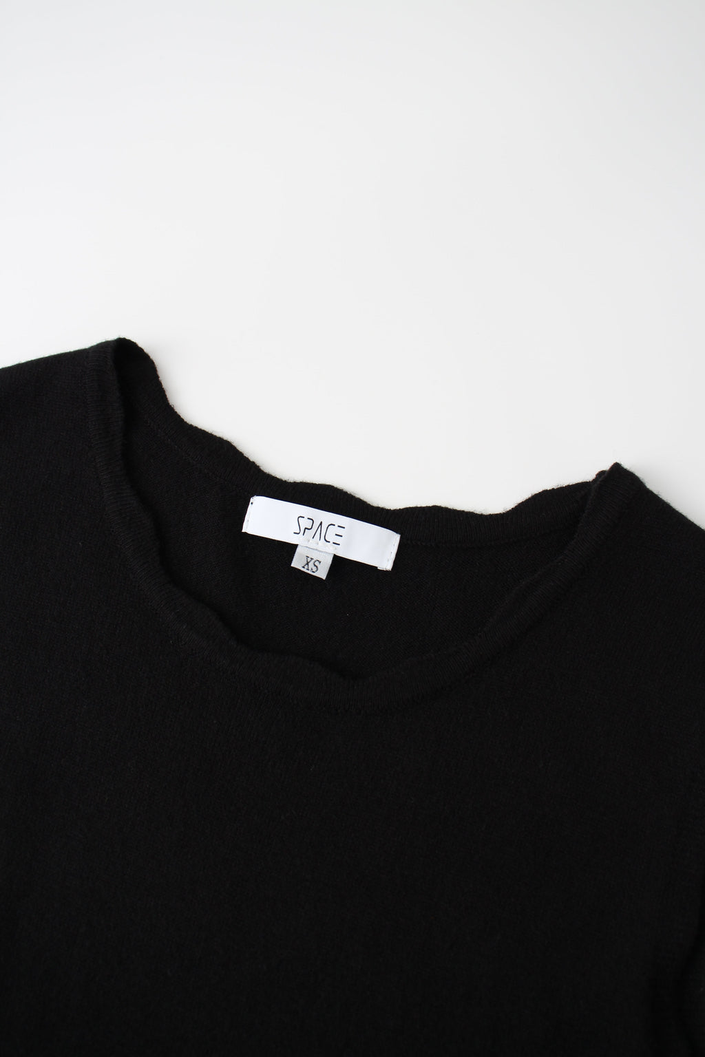 Knit Crop Sweater Dress Set-Black/Cream