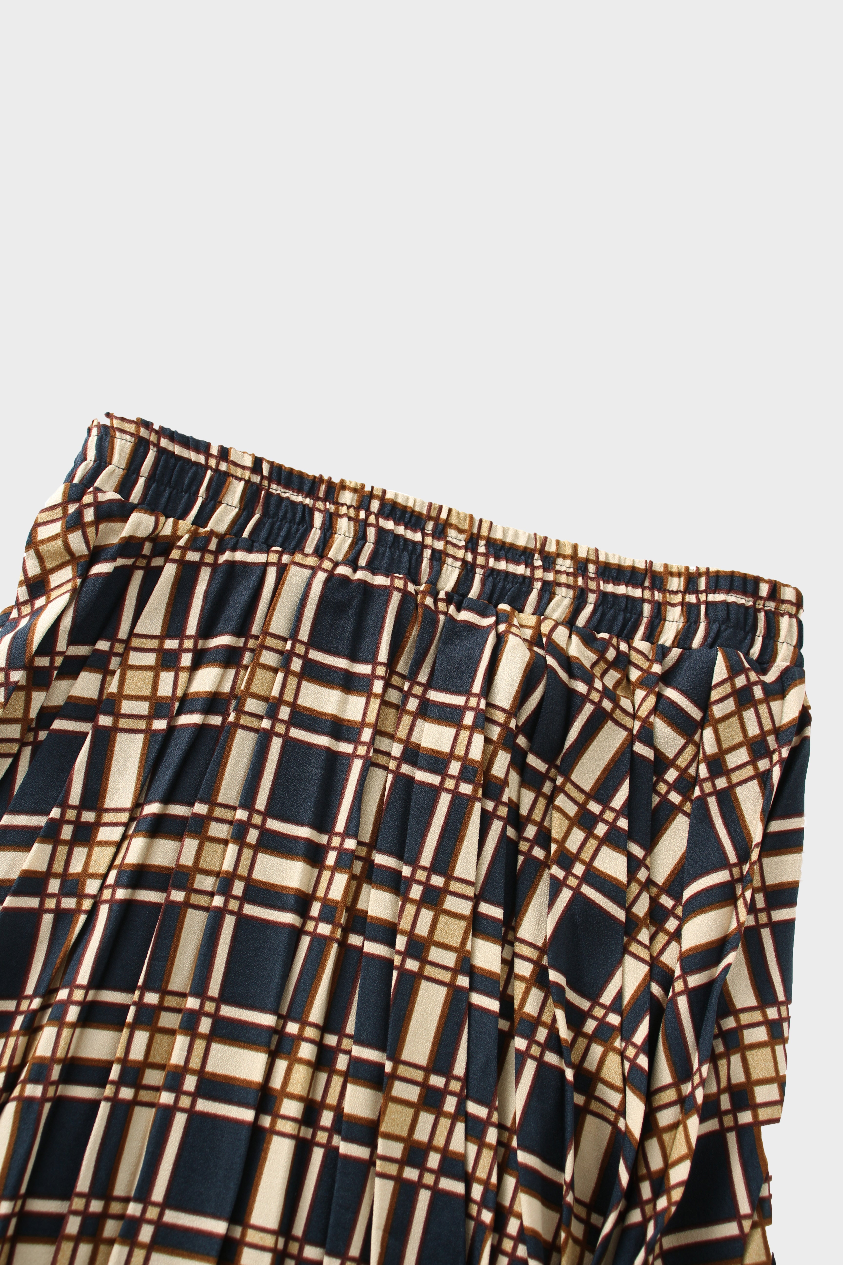 Covered Band Pleated Skirt-Navy Plaid