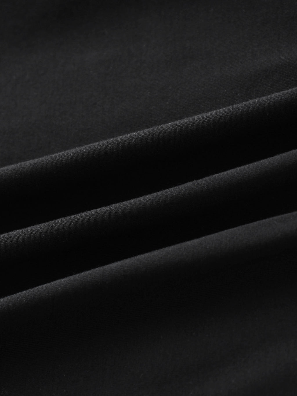 Curved Gathered Detailed T-Shirt-Black