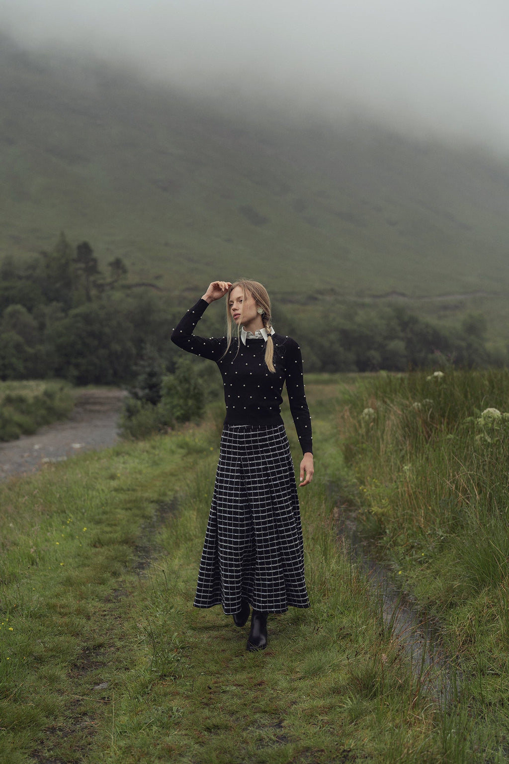 Boucle Pleat Skirt-Black and White