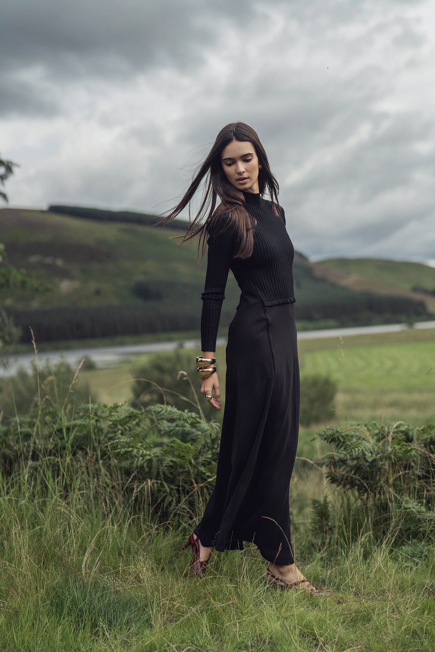 Crepe Bottom Dress-Black/Black