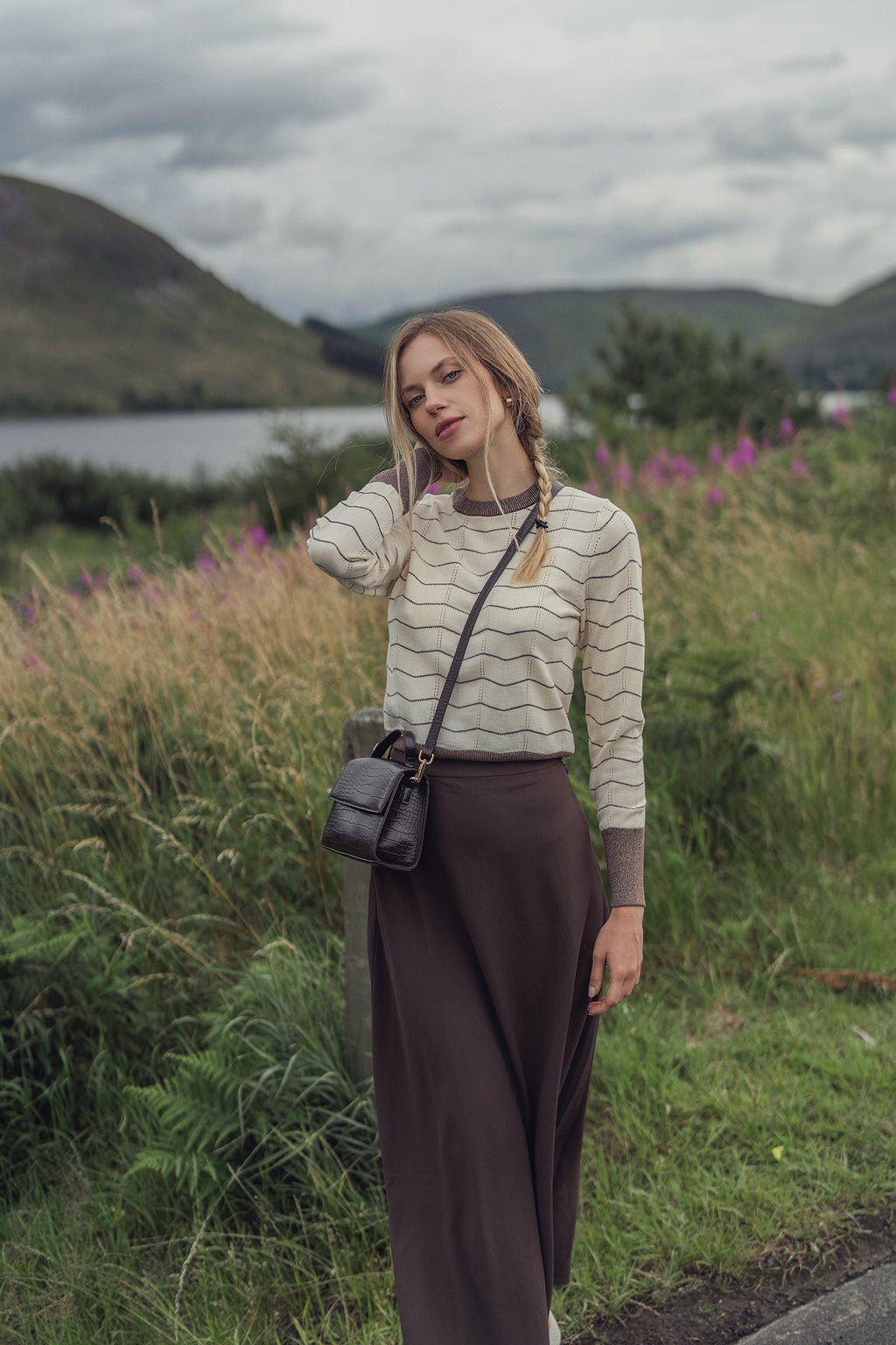 Crepe Flare Skirt-Brown
