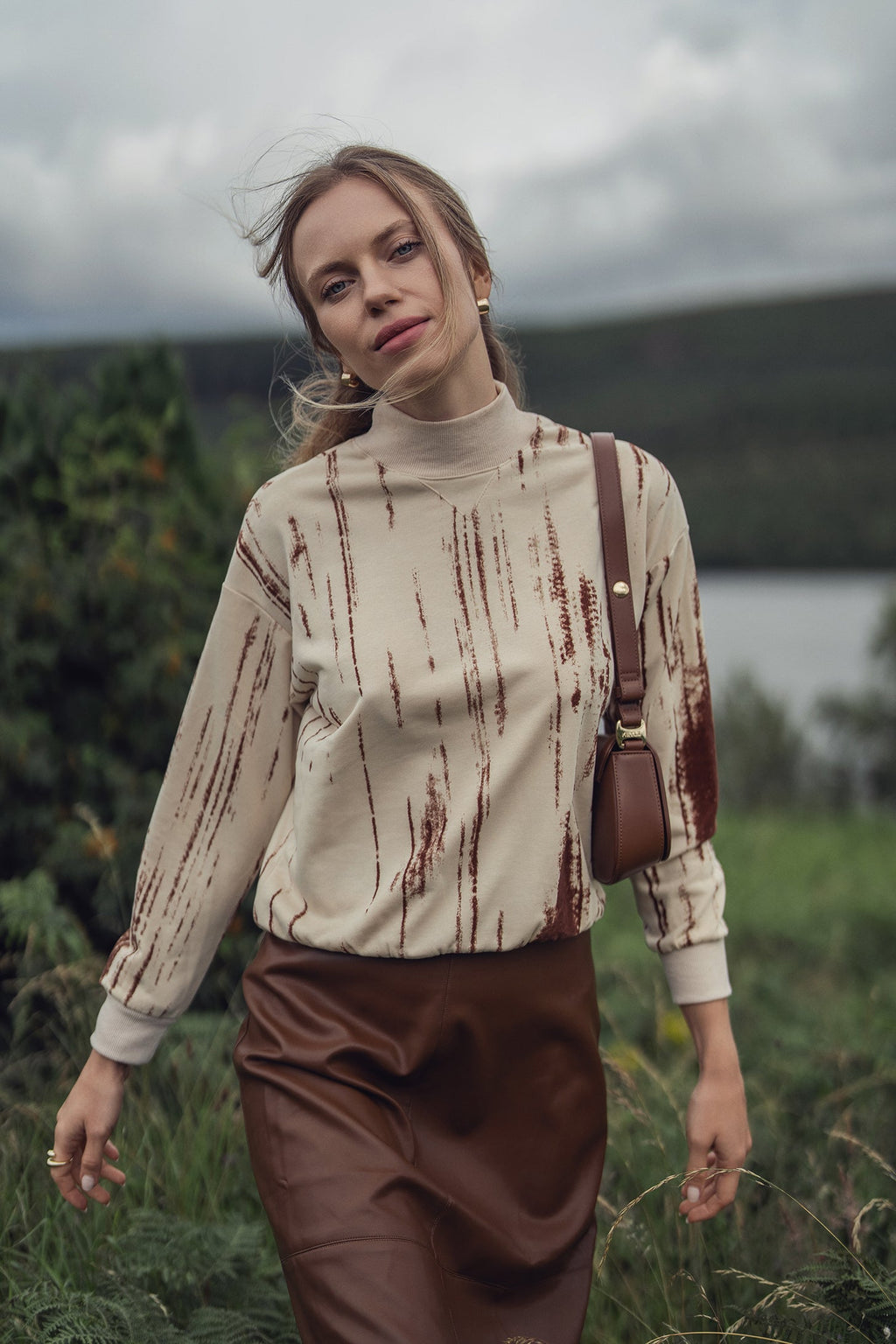 Tie Dye Splash Sweatshirt-Cream/Brown