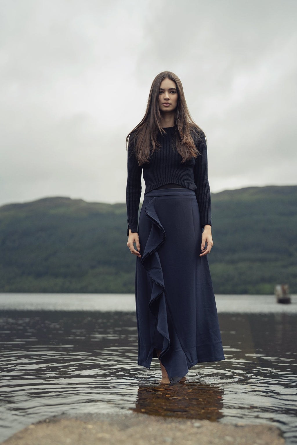 Side Ruffle Skirt-Navy