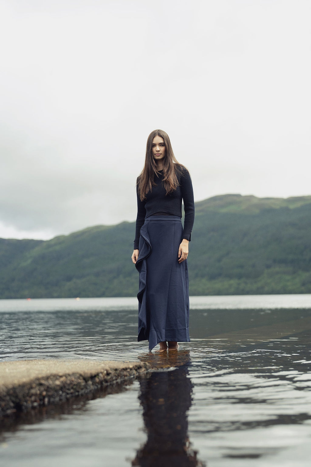 Side Ruffle Skirt-Navy