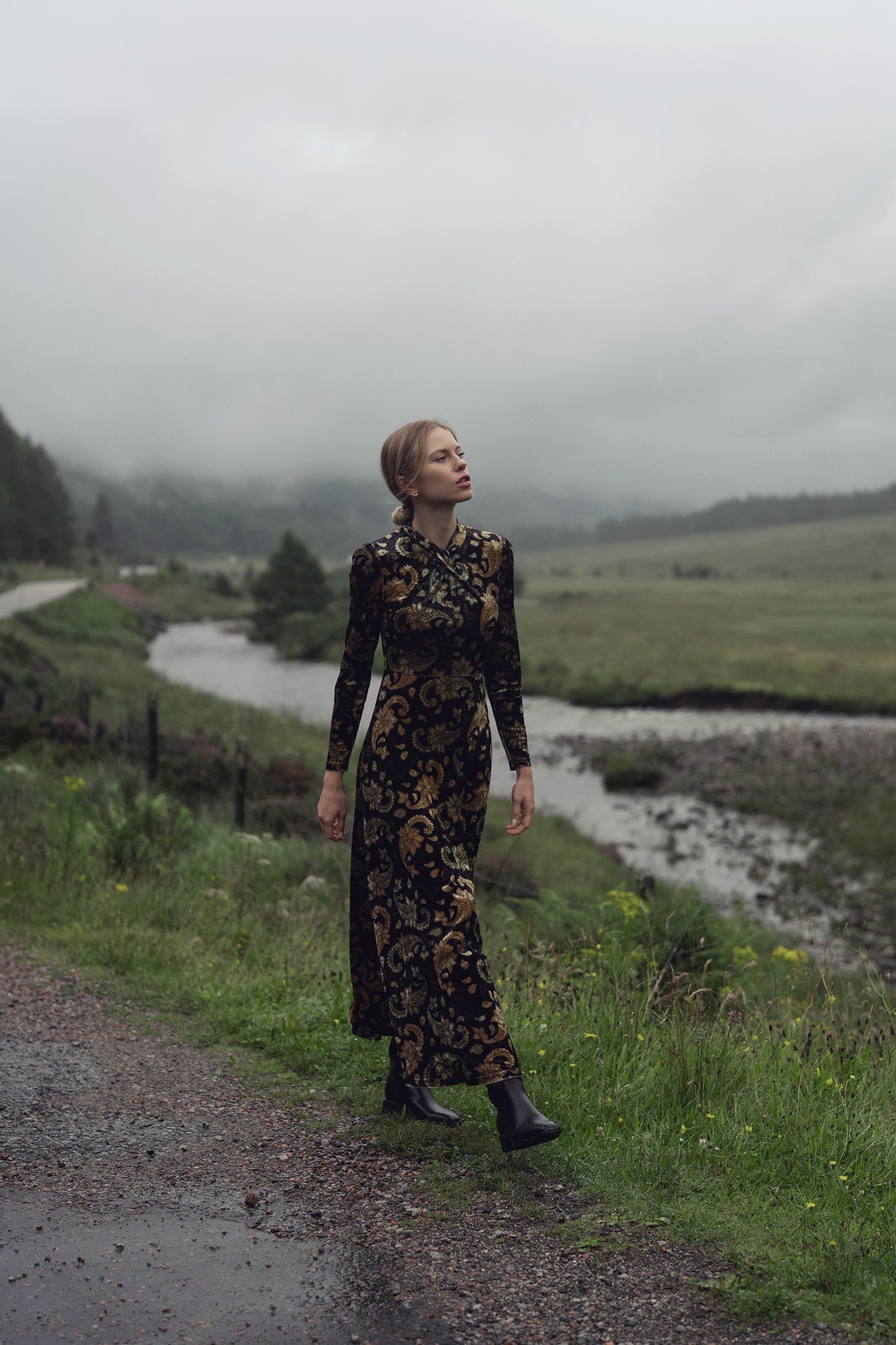 Velour Front Knot Maxi Dress-Gold Paisley