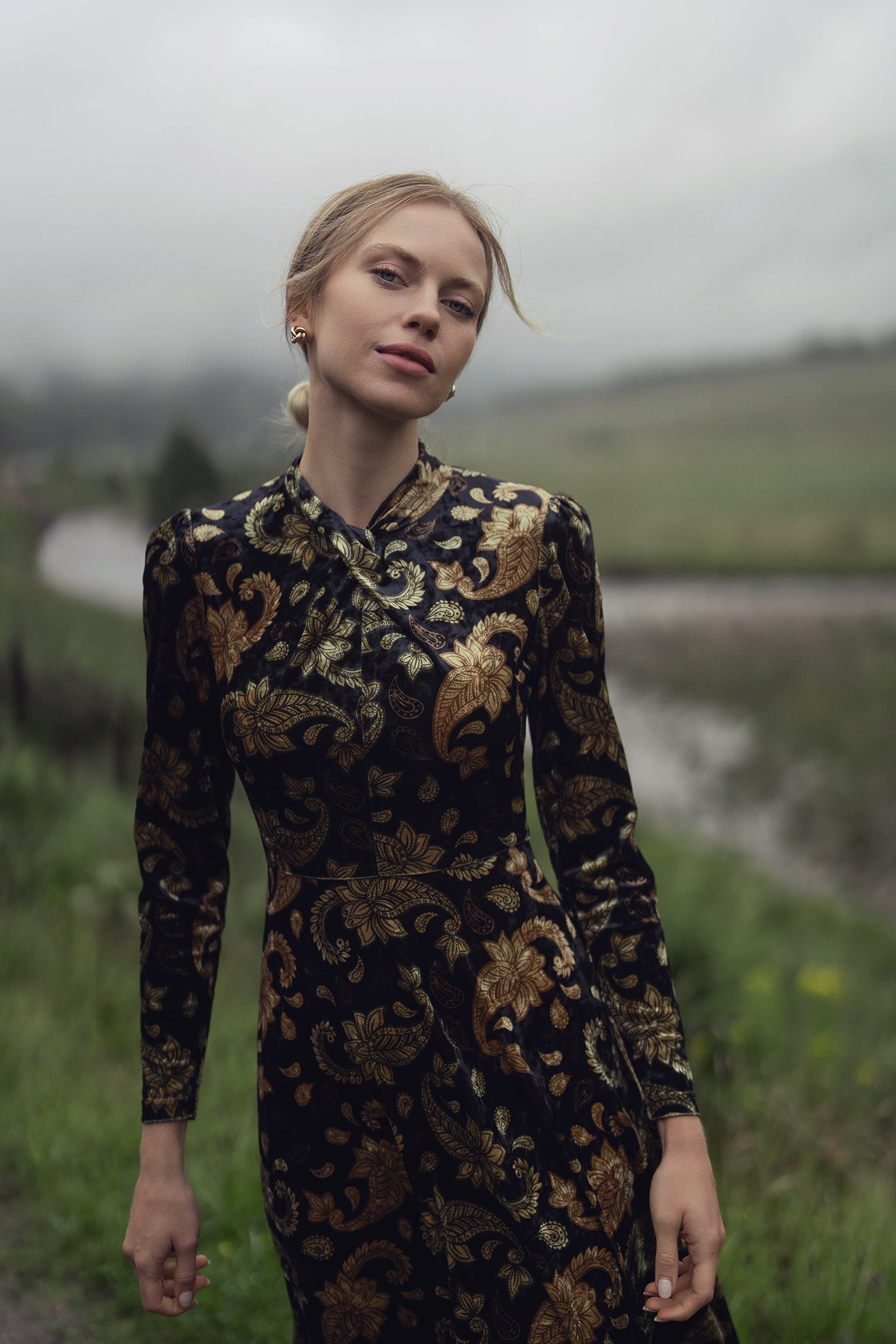 Velour Front Knot Maxi Dress-Gold Paisley