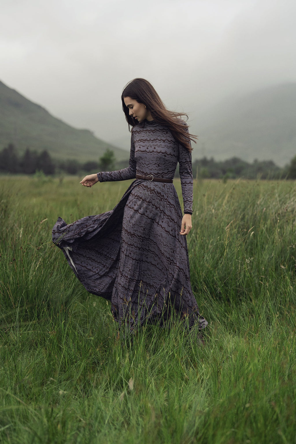 Pleat Bottom Stretch Maxi Dress-Grey/Brown