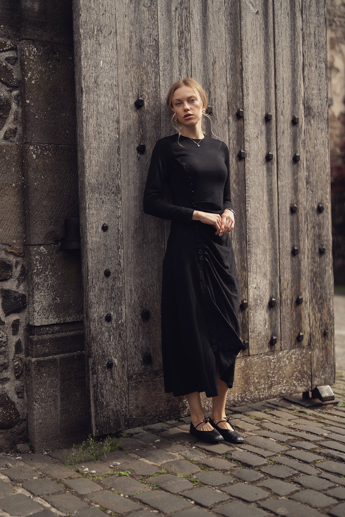 Side Shirred Button Down Knit-Black