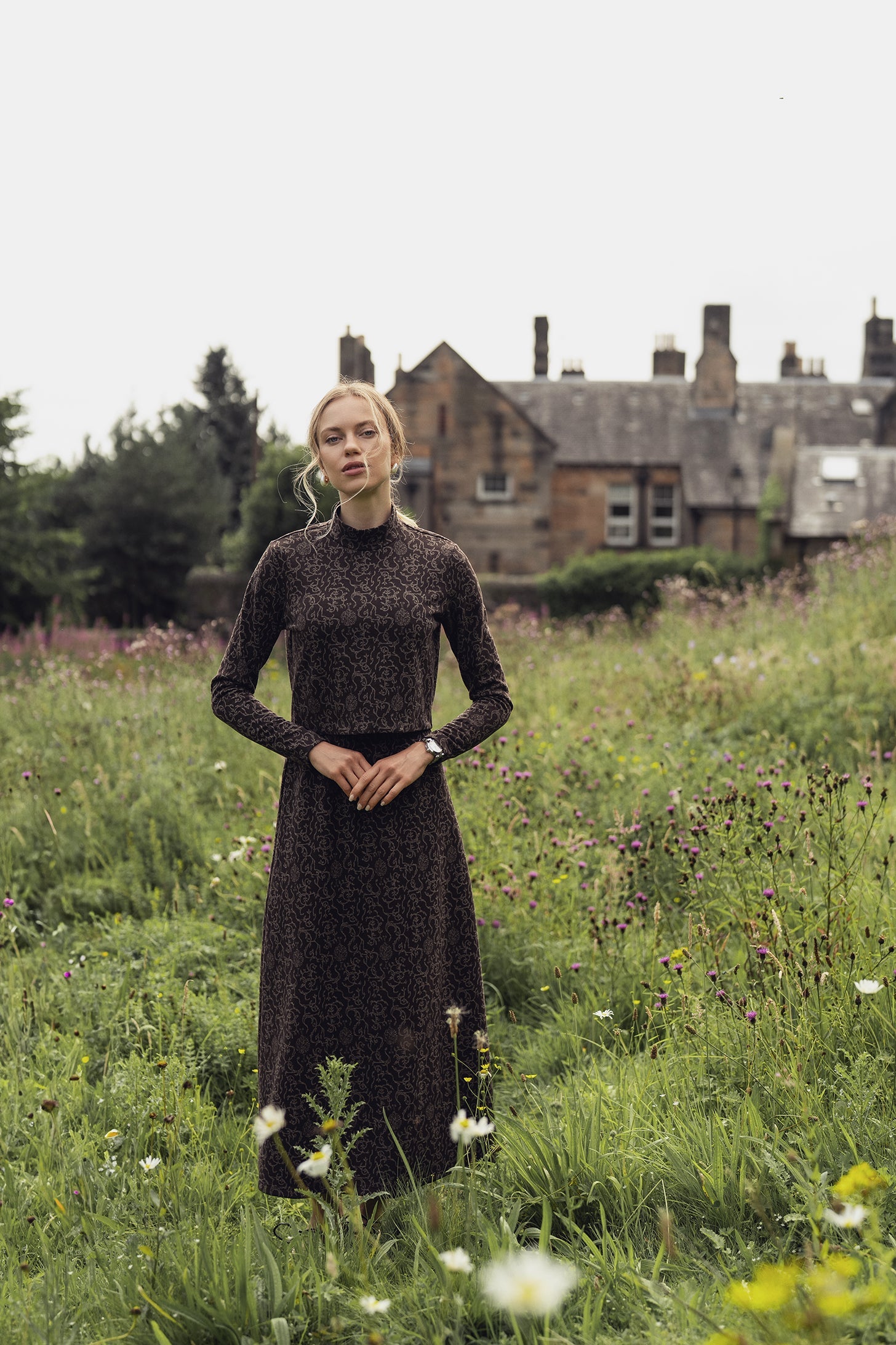 Boxy Mock Neck Top-Brown Vines