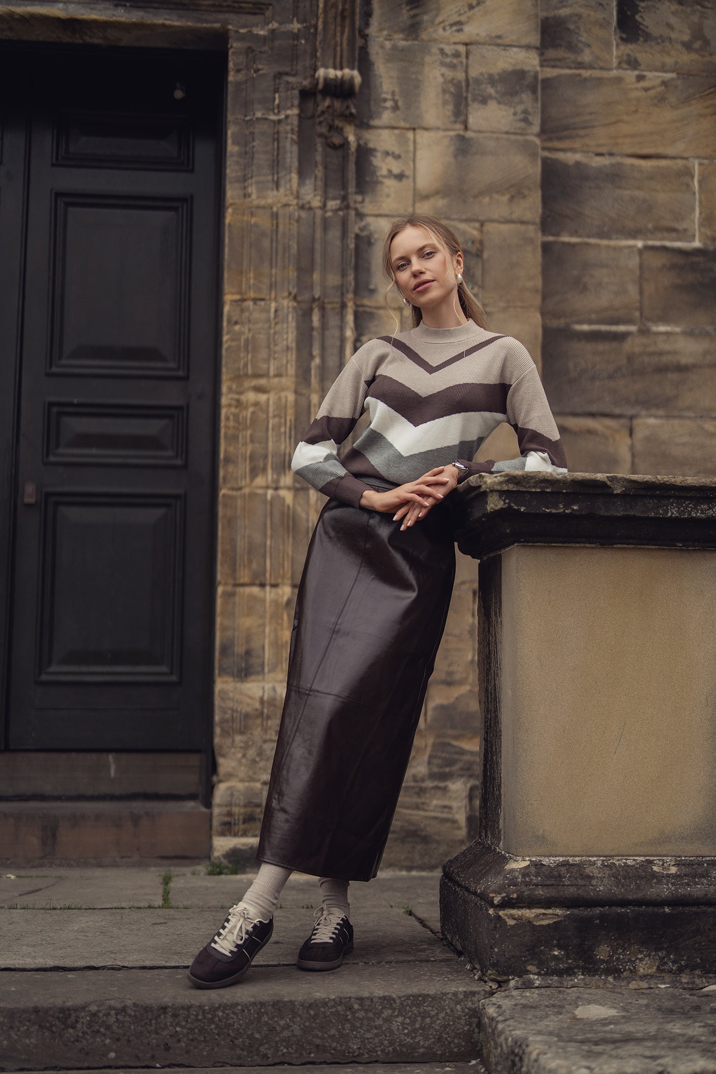 Multi V Sweater-Brown/Grey