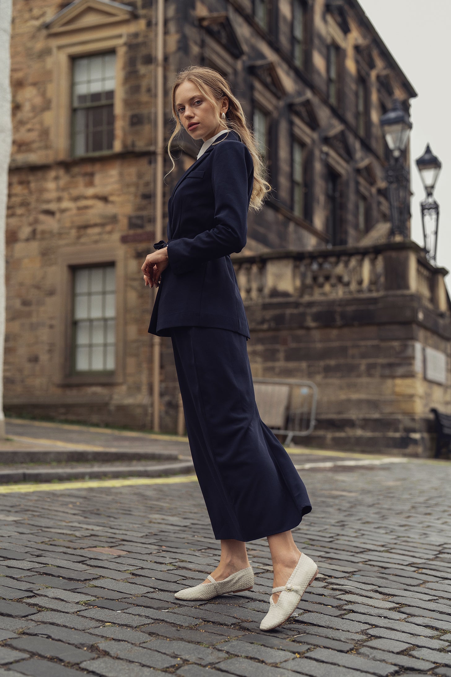 Straight Kick Pleat Maxi Skirt-Navy