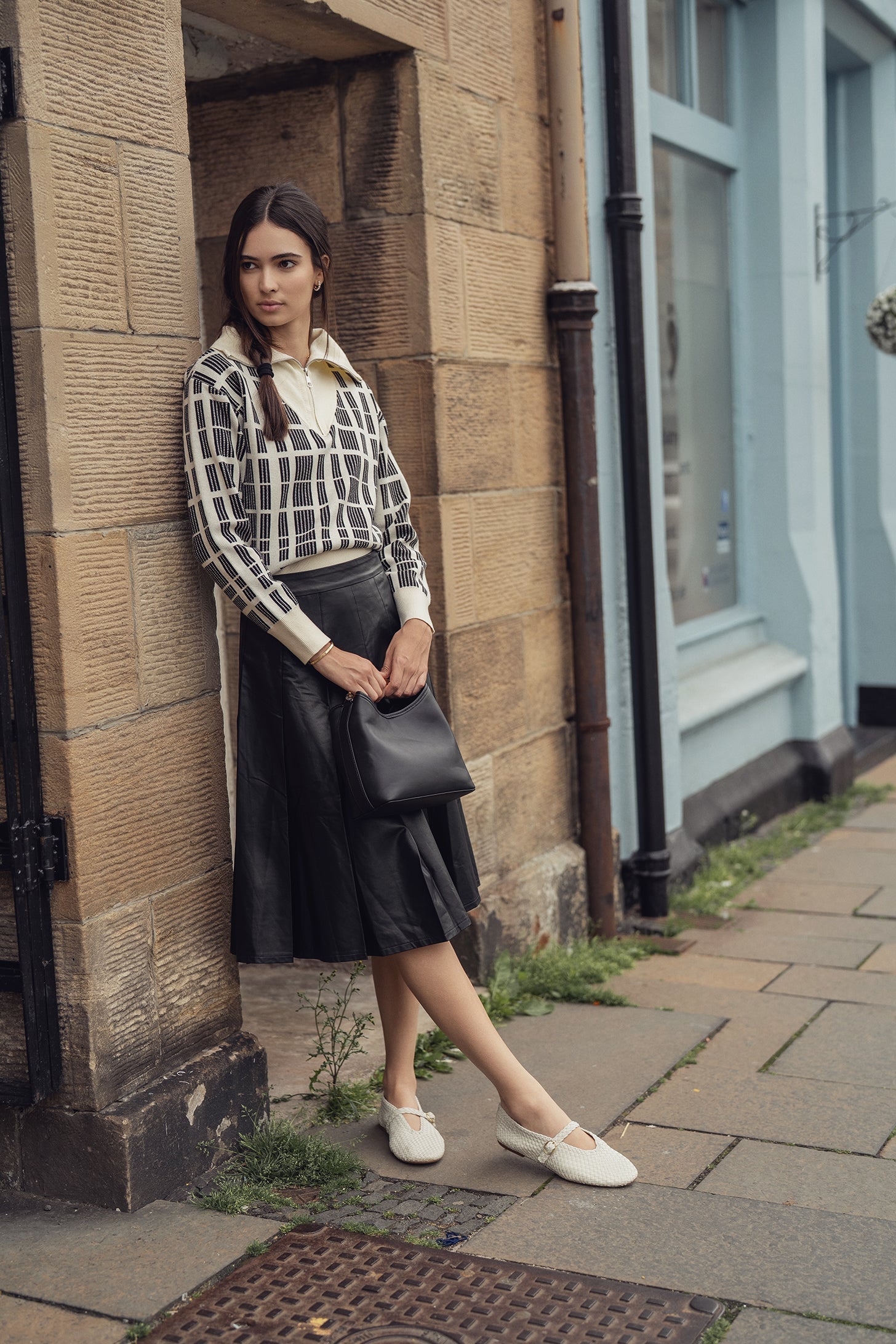 Faux Leather Stitch Down Pleated Skirt-Black