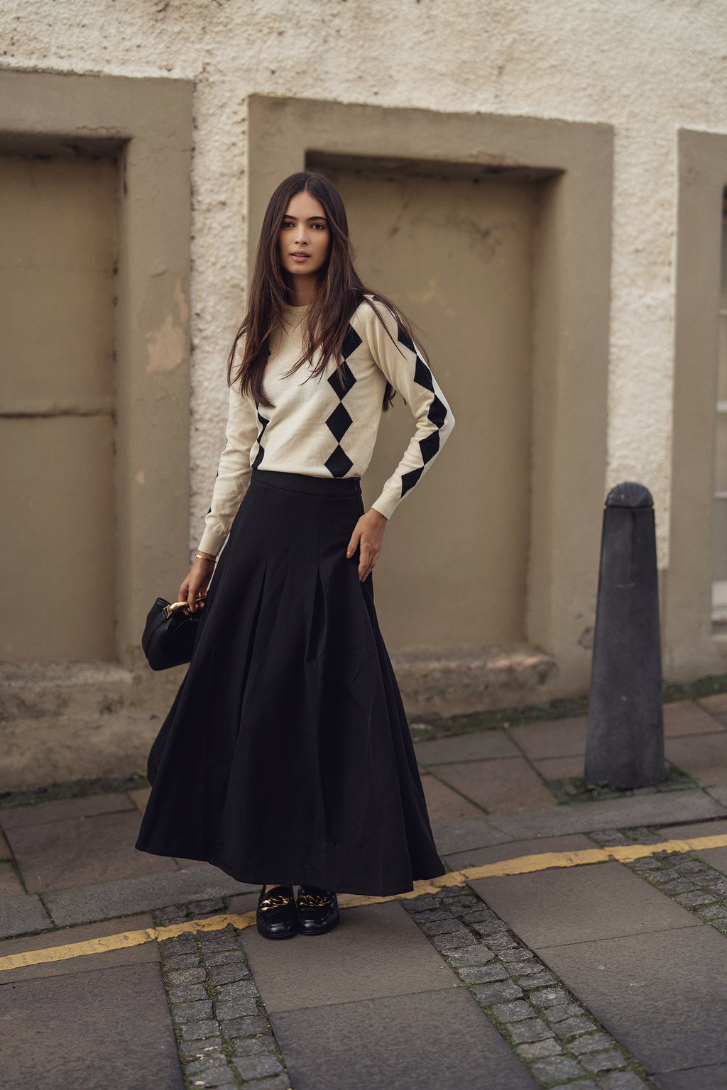 Printed Sweater-Cream with Black Diamond Design