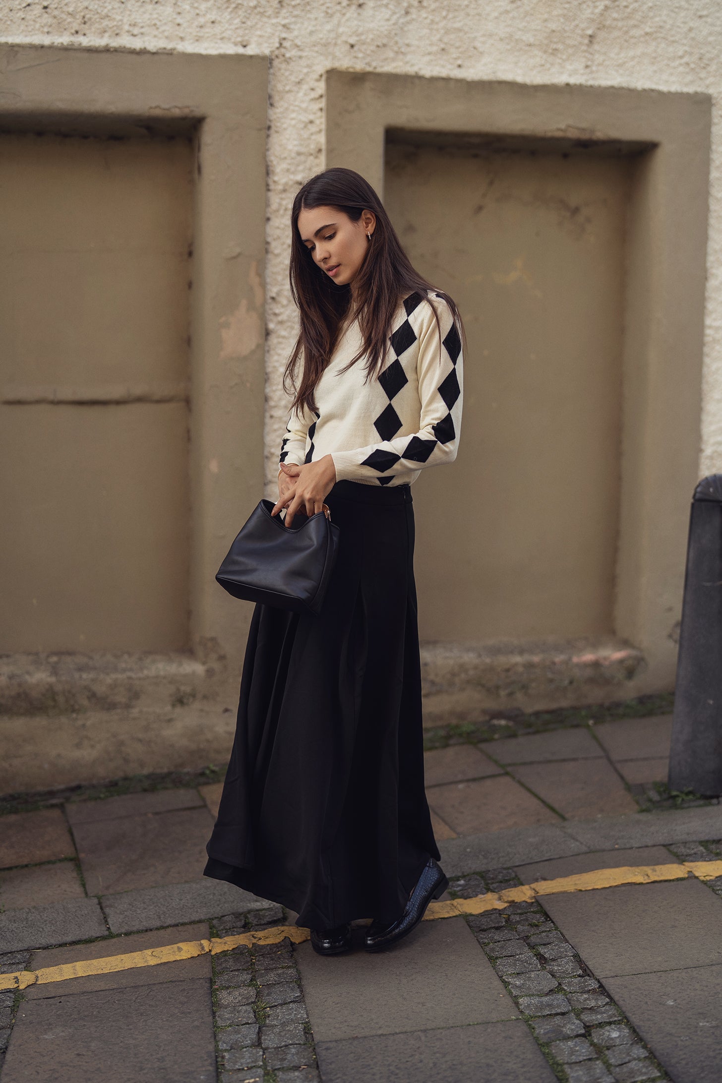 Printed Sweater-Cream with Black Diamond Design